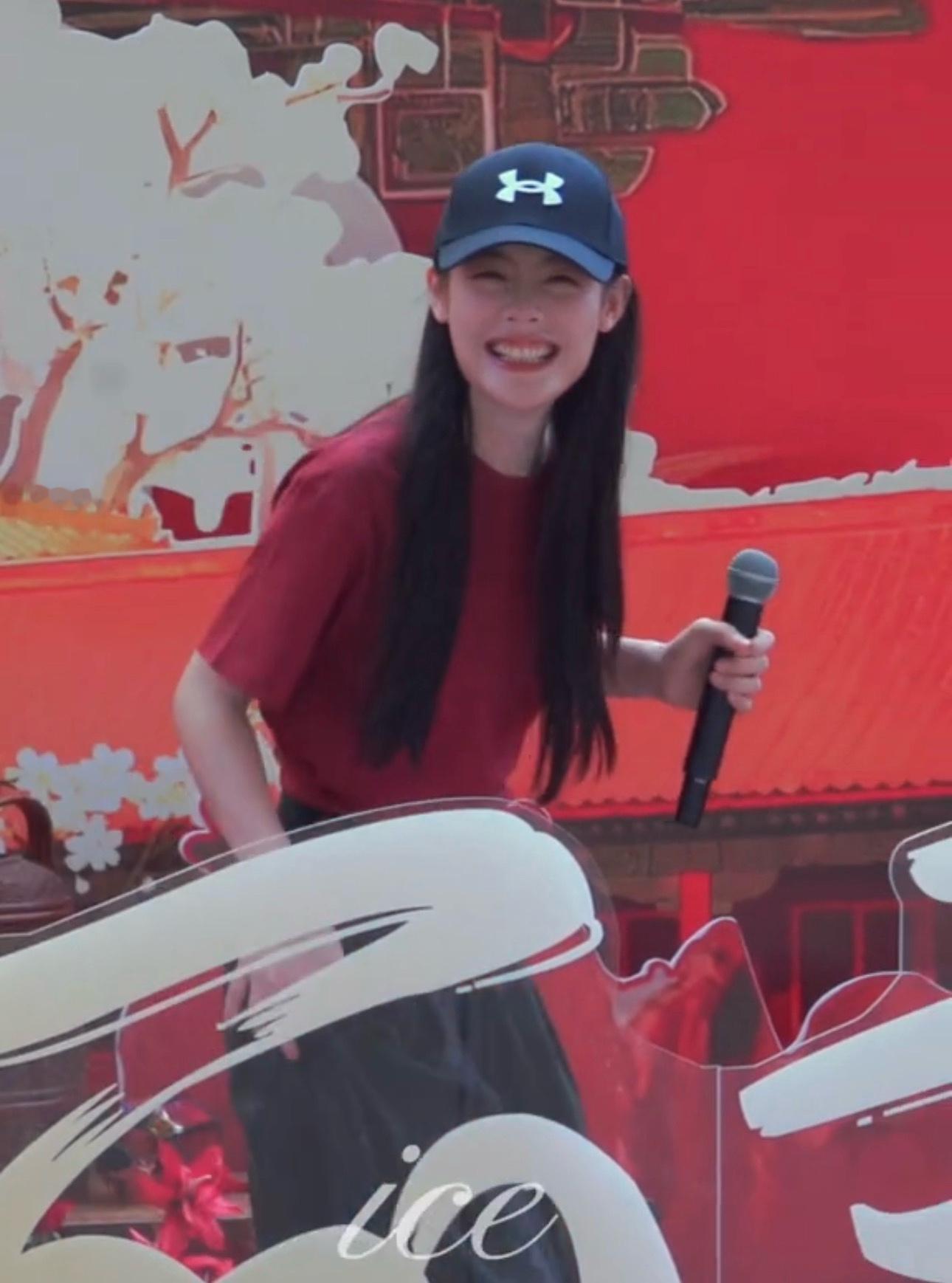 好喜欢我家萌娃😬😬😬咋办吧 ​​​
