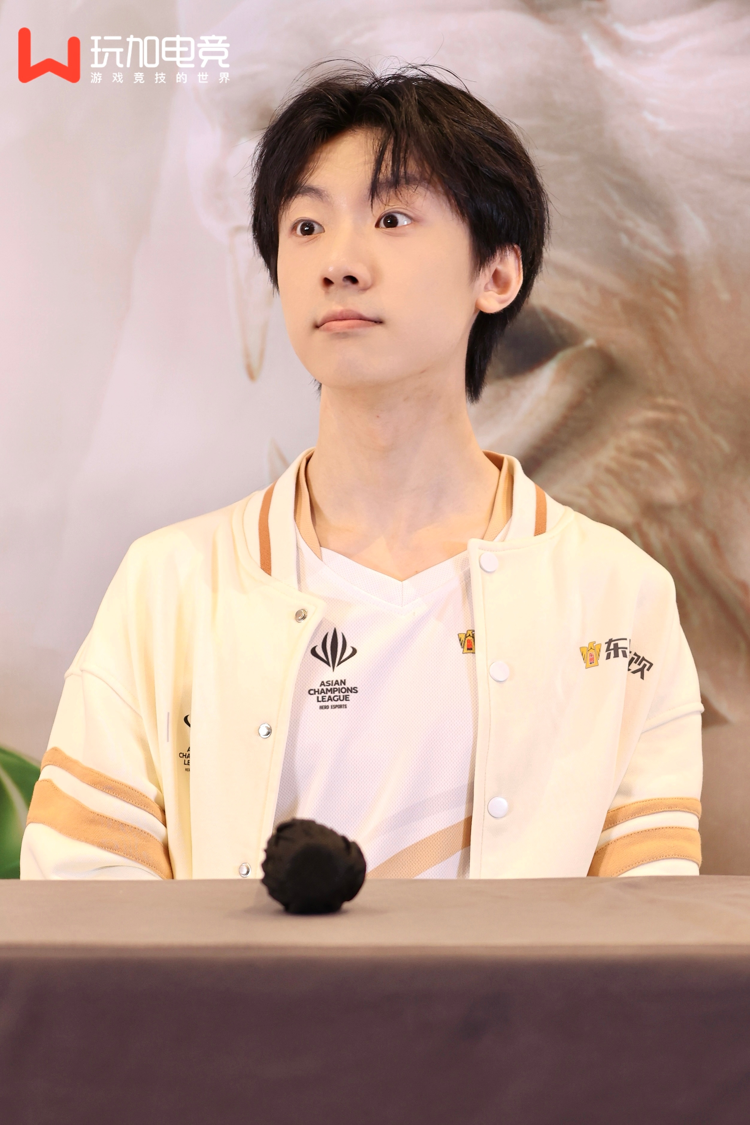今天是失去眼镜本体的小羊🐑传奇杯中韩对决传奇杯s3baolan[超话] ​​​