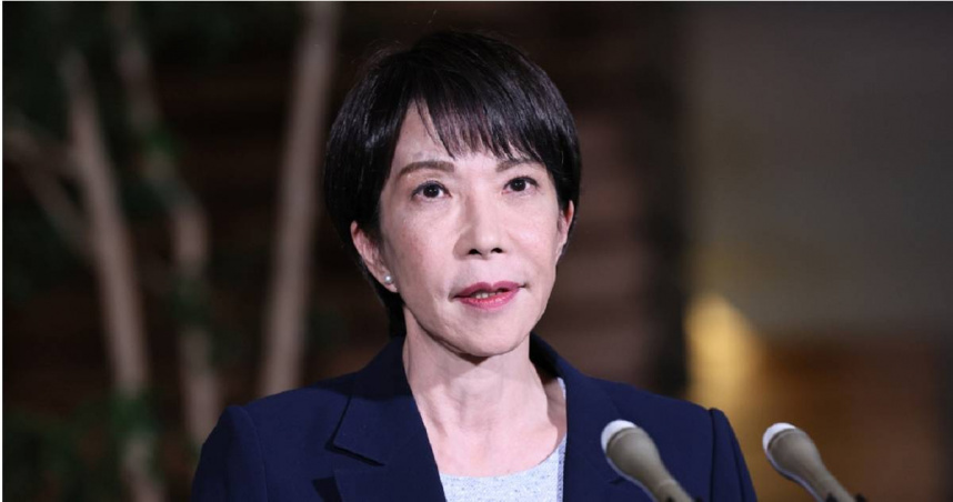 在美国军事袭击委内瑞拉后，日本首相高市早苗面临艰难抉择：是否支持特朗普的决定。谴