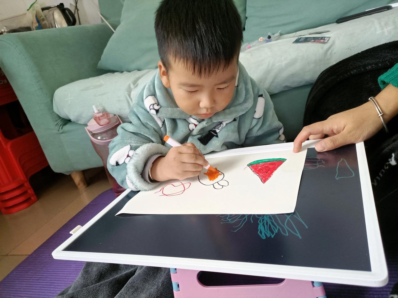 今天很开心
几天没出门
有人说我瘦了[大笑][大笑][大笑][大笑]