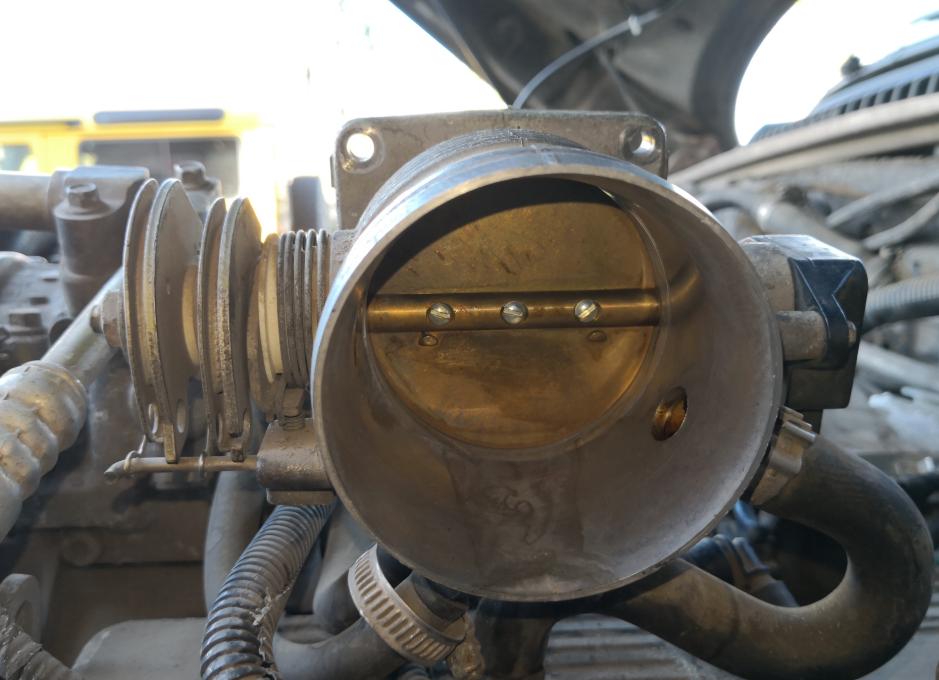 我发现一个规律，每次只要保养，大概率会推荐清洗节气门和喷油嘴，清洗以后油路确实比