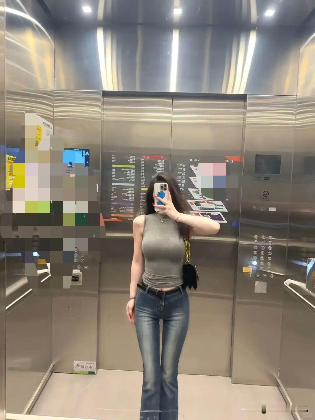 原来身材密码就藏在一条牛仔裤里！一上身直接原地开悟：老娘曲线原来这么绝！[比心]