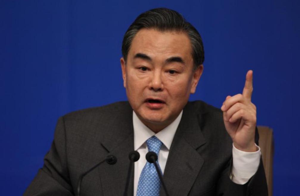 果然不出中国所料：伊朗一个电话打到北京，给了咱们一个“忠告”。
 
1月15日，