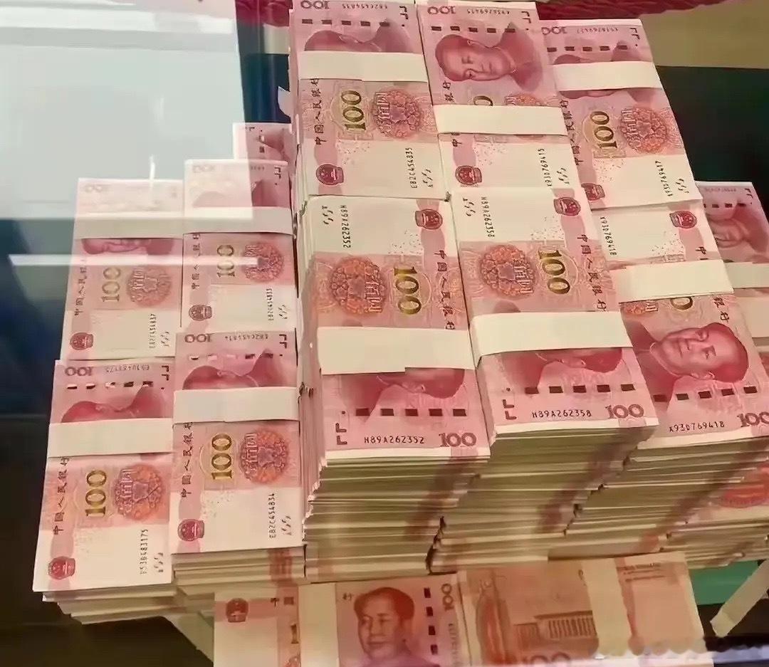 终于发现了！人再好，不如有钱！你多么善良，没人说你人好！但你有钱，即使有再多缺点