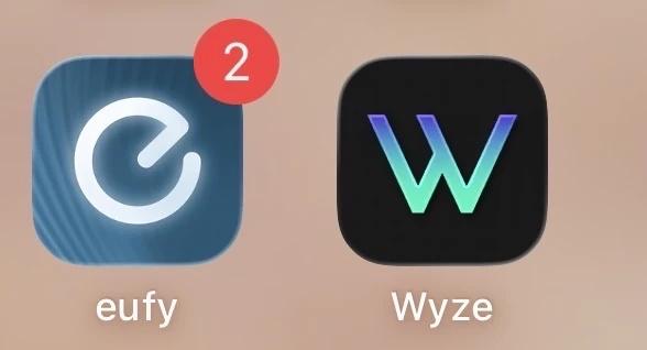想省钱装个不用付月费的监控
Wyze 可以24小时录制随时可以看回放，自己买个容