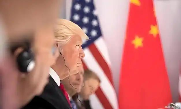 特朗普当了两回总统，终于发现一个问题：只要不跟中国对着干，美国就还是超级大国。