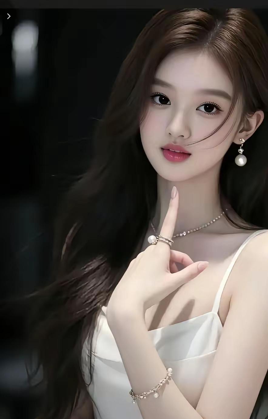 玉佩轻摇，风华绝代。