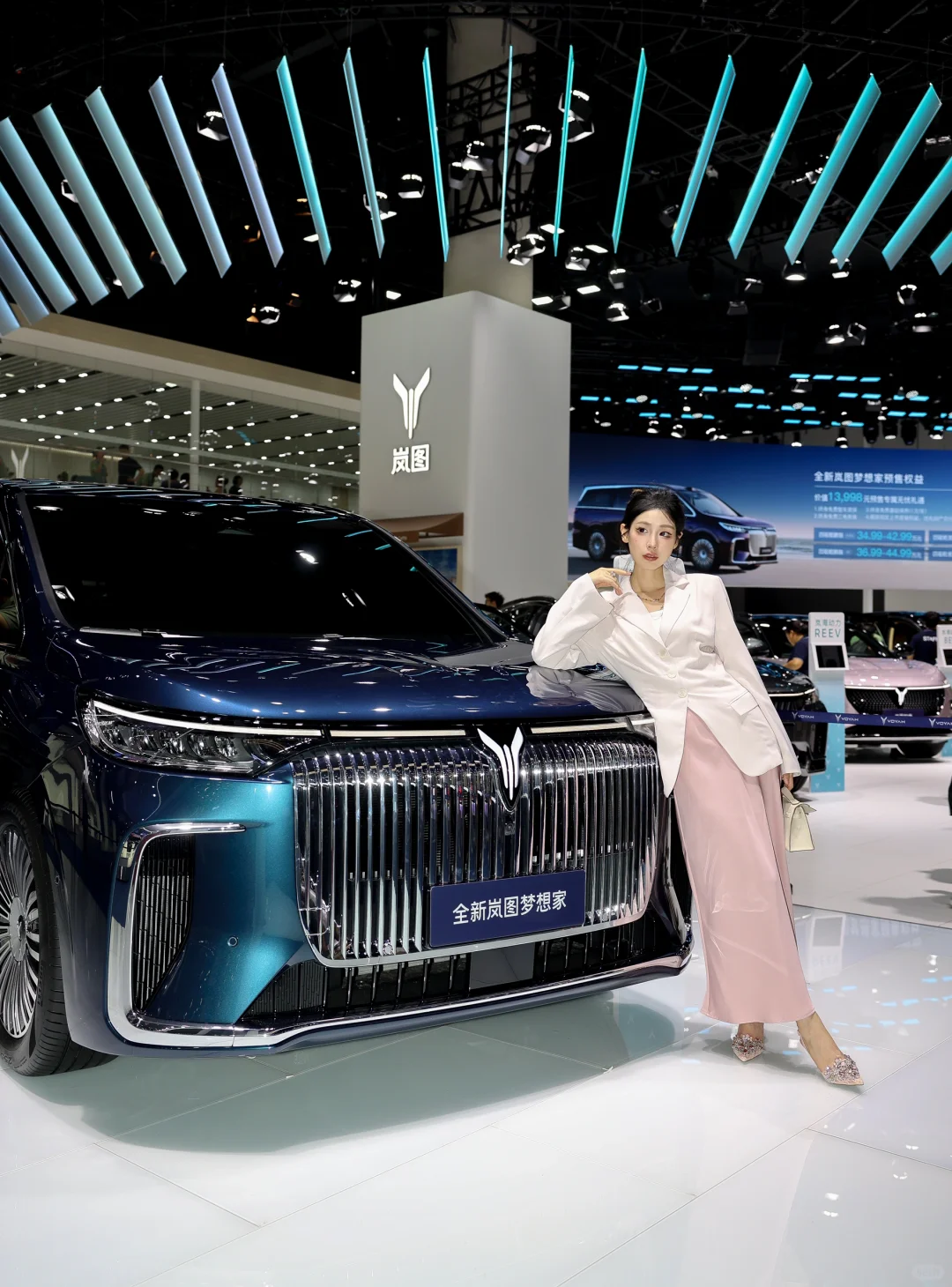 成都车展｜今年MPV肯定要看全新岚图梦想家