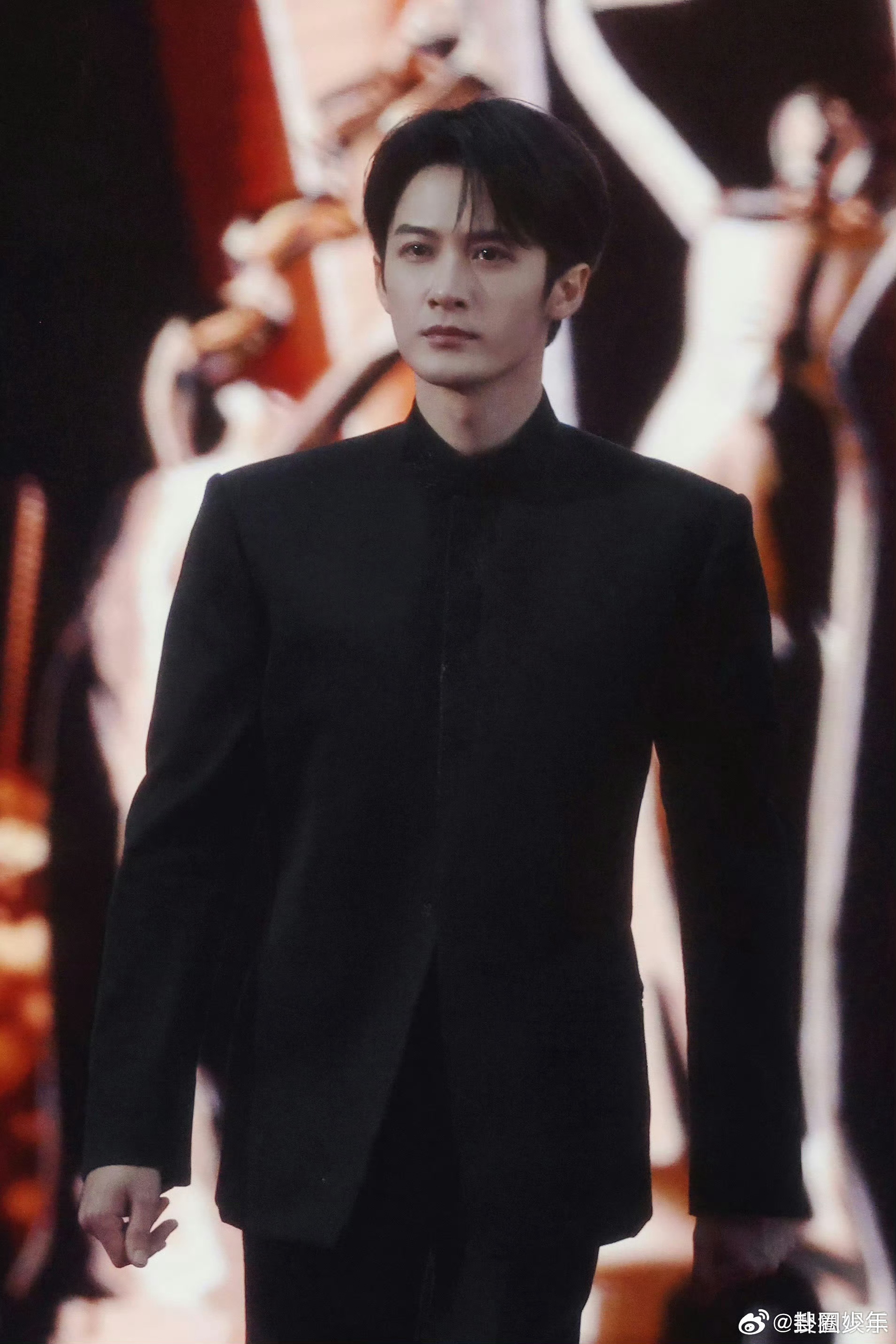 檀健次将会出席北影节开幕式根正苗红的文艺工作者檀健次即将亮相北影节开幕式携《震耳