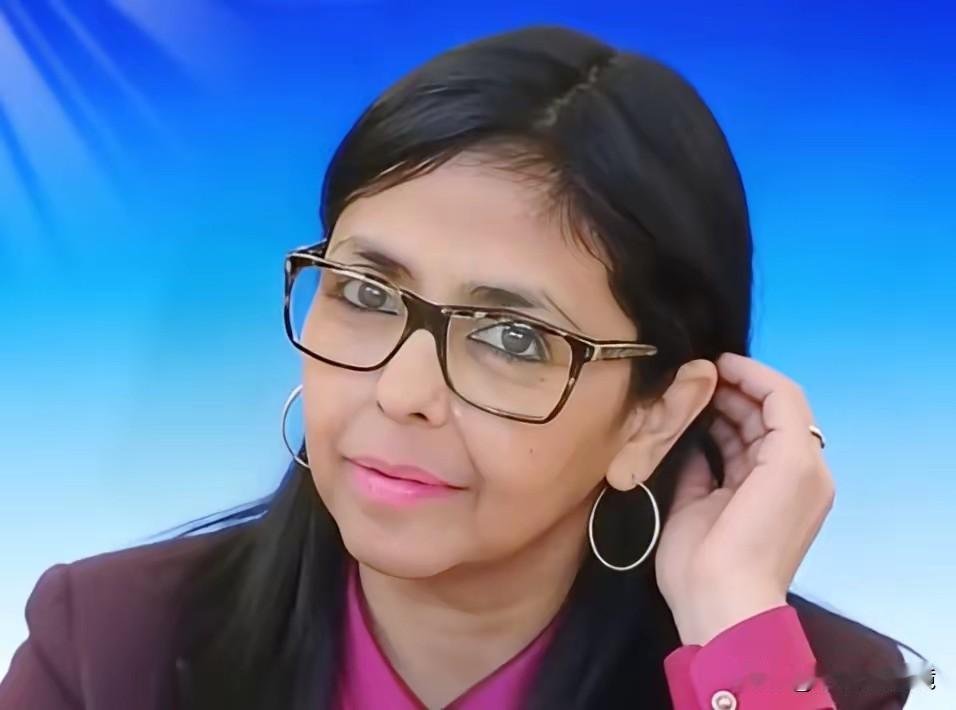 特朗普这回的脸色，估计比那美元还绿。
本以为把马杜罗摁住，委内瑞拉这块肥肉就能顺