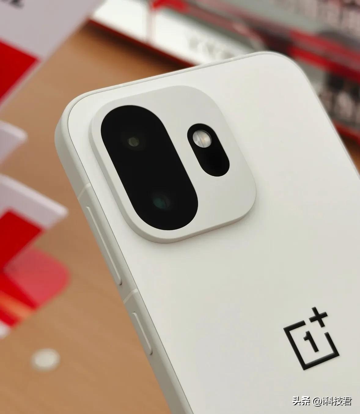 分析师：若后续内存价格再度上涨，手机品牌将在年内启动第二轮、甚至第三轮调价……