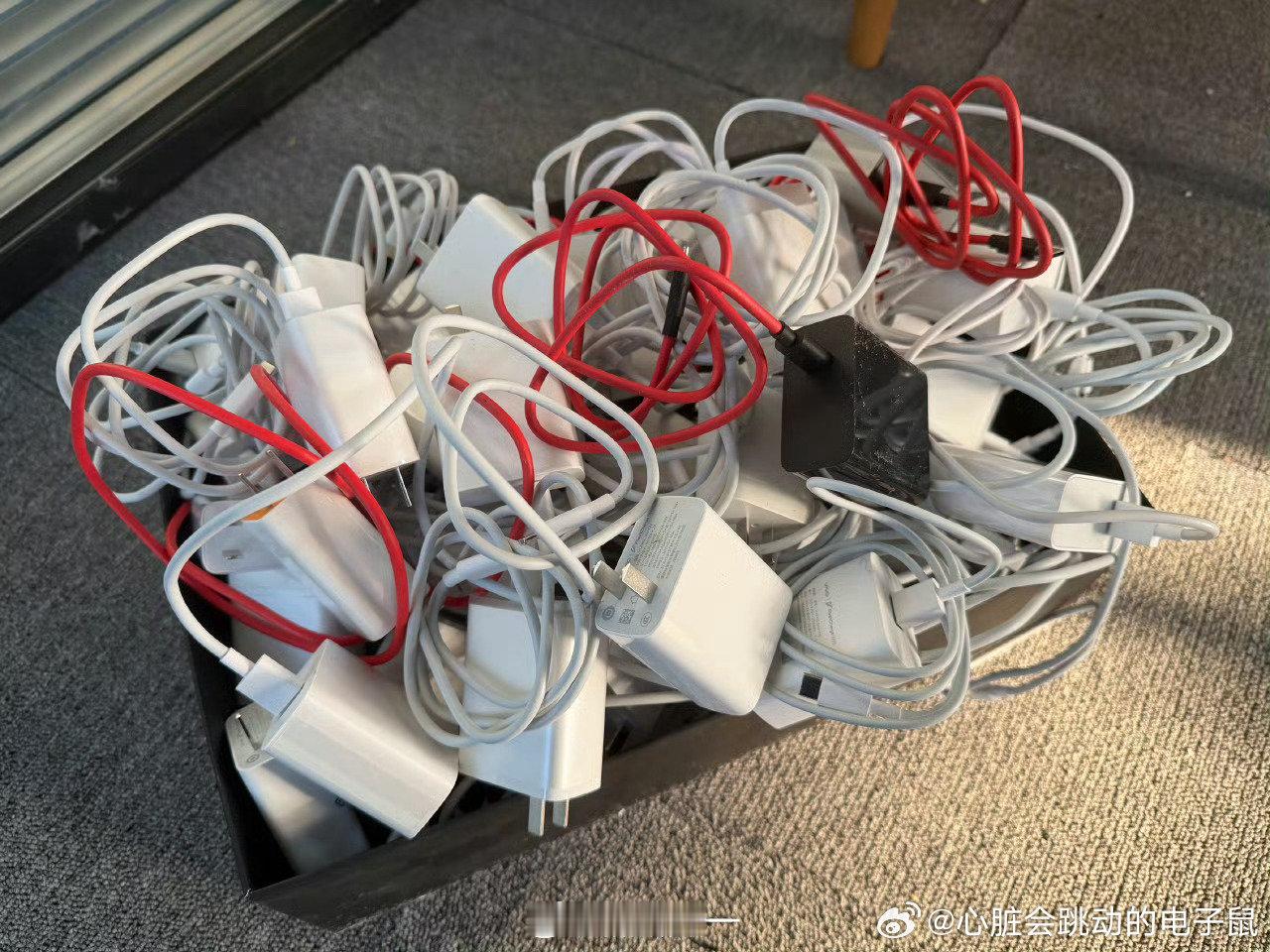 说到做到，过会儿送10个快充头给大家 （