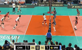 吴梦洁重炮钉地板，中国女排25-14拿下第三局
北京时间9月24日，中国女排与塞