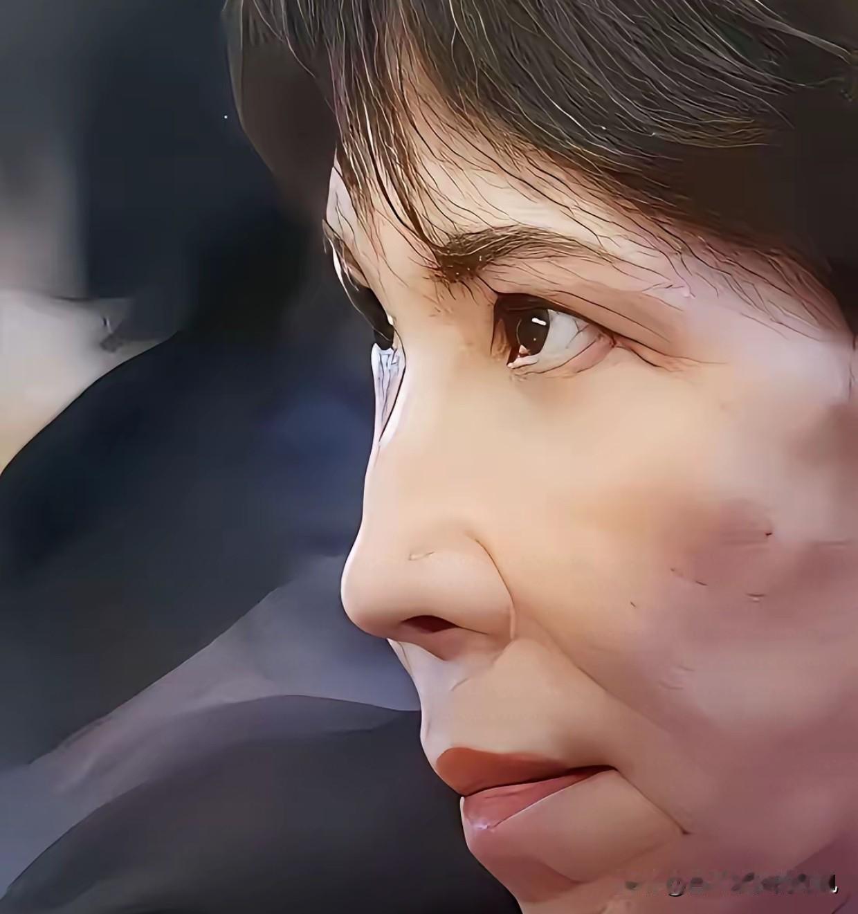日本这下踢铁板了！刚把赴日签证费涨了五倍，日本那边还美滋滋地算账，觉得中国游客怎