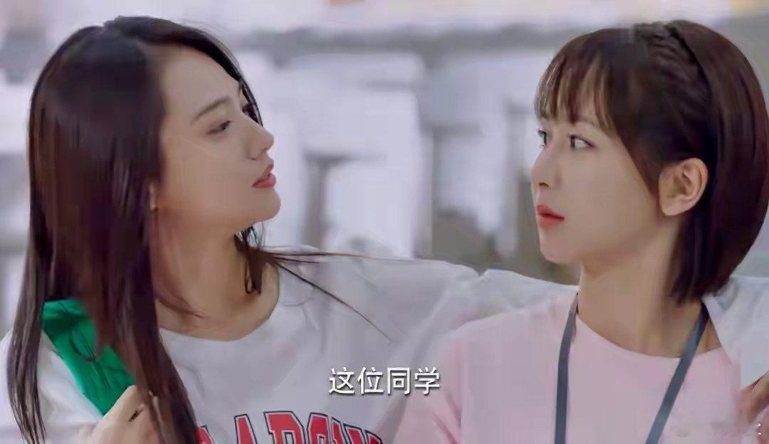 啊后内娱从不缺昙花一现的流量，却少见默默沉淀、厚积薄发的演员。太多人困在“配角”