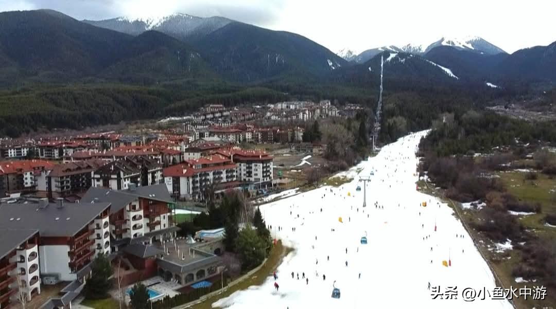 从滑雪胜地到数字重镇：保加利亚班斯科的转型之路
 
在全球气候变化的阴影下，传统