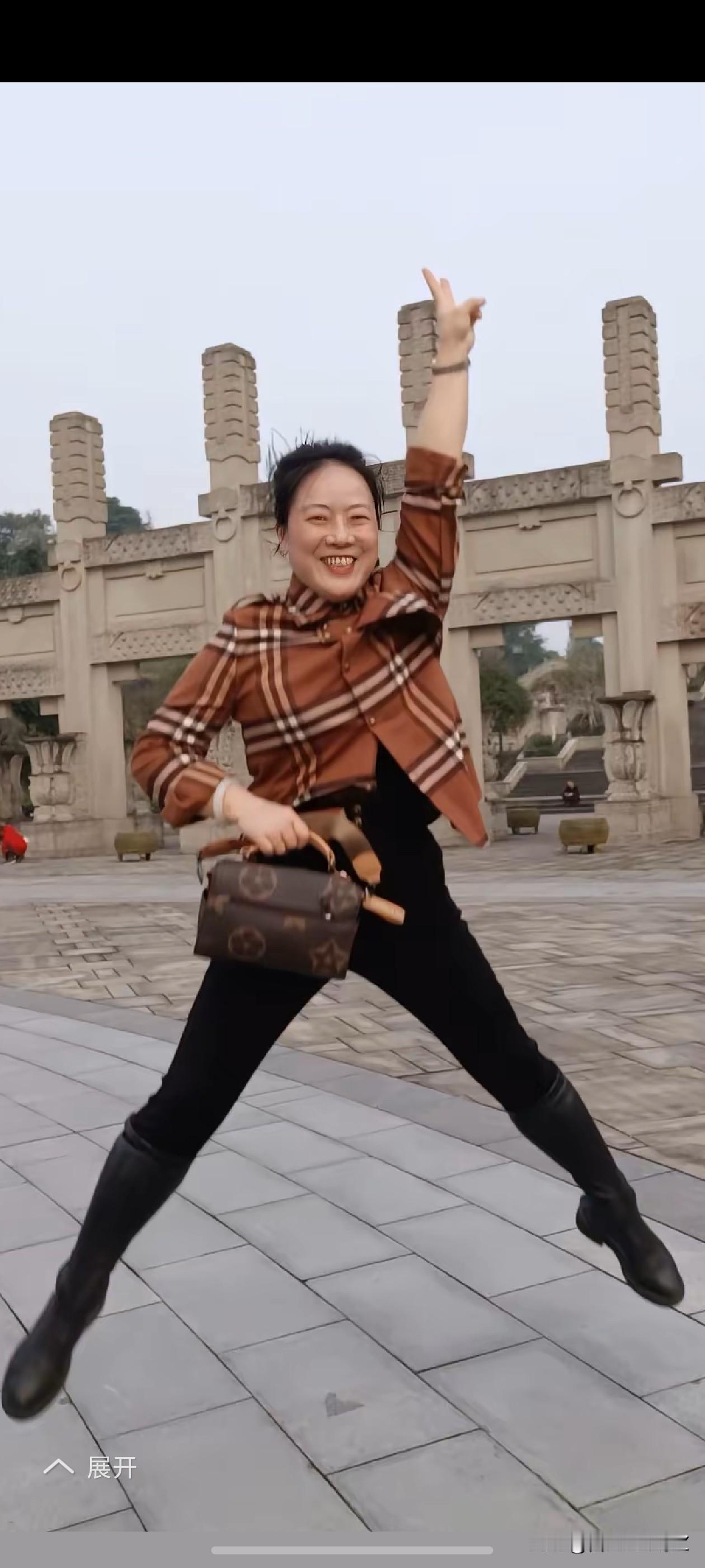 喜欢稳重还是张扬