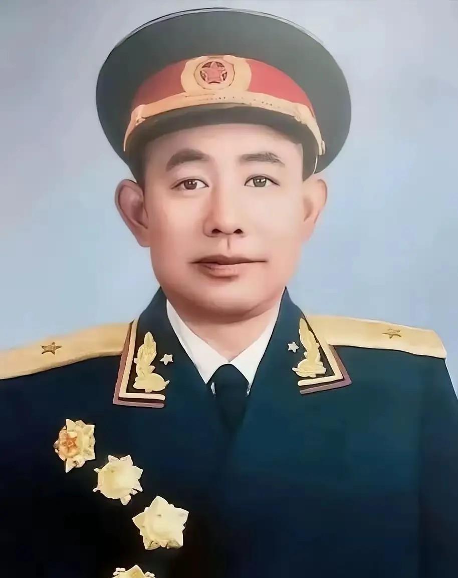 1951年，志愿军开会，彭德怀高声道：“黄朝天，你竟敢抗命？”随即，他拿出了一份