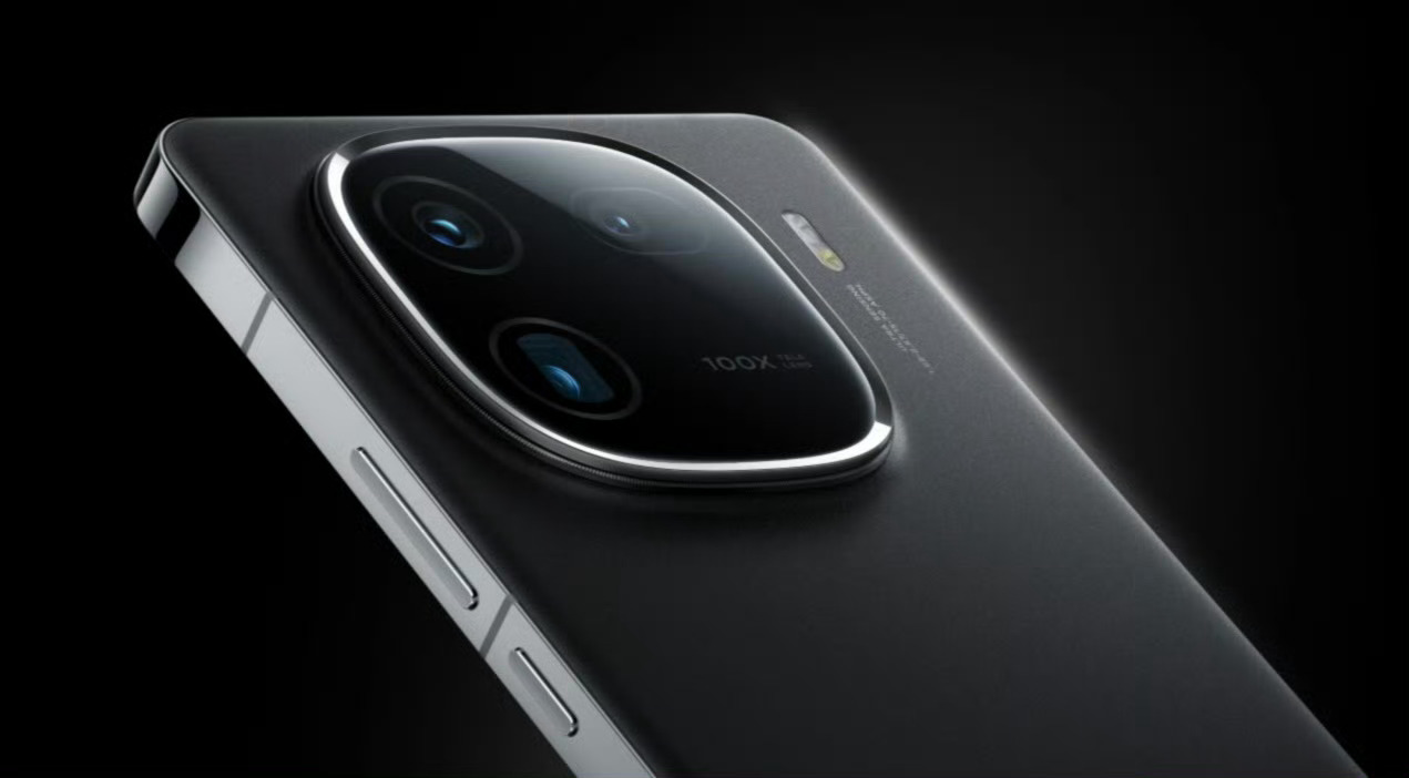 其实iQOO 12也可以算是vivo X100直屏版，影像和质感都不错的。[do