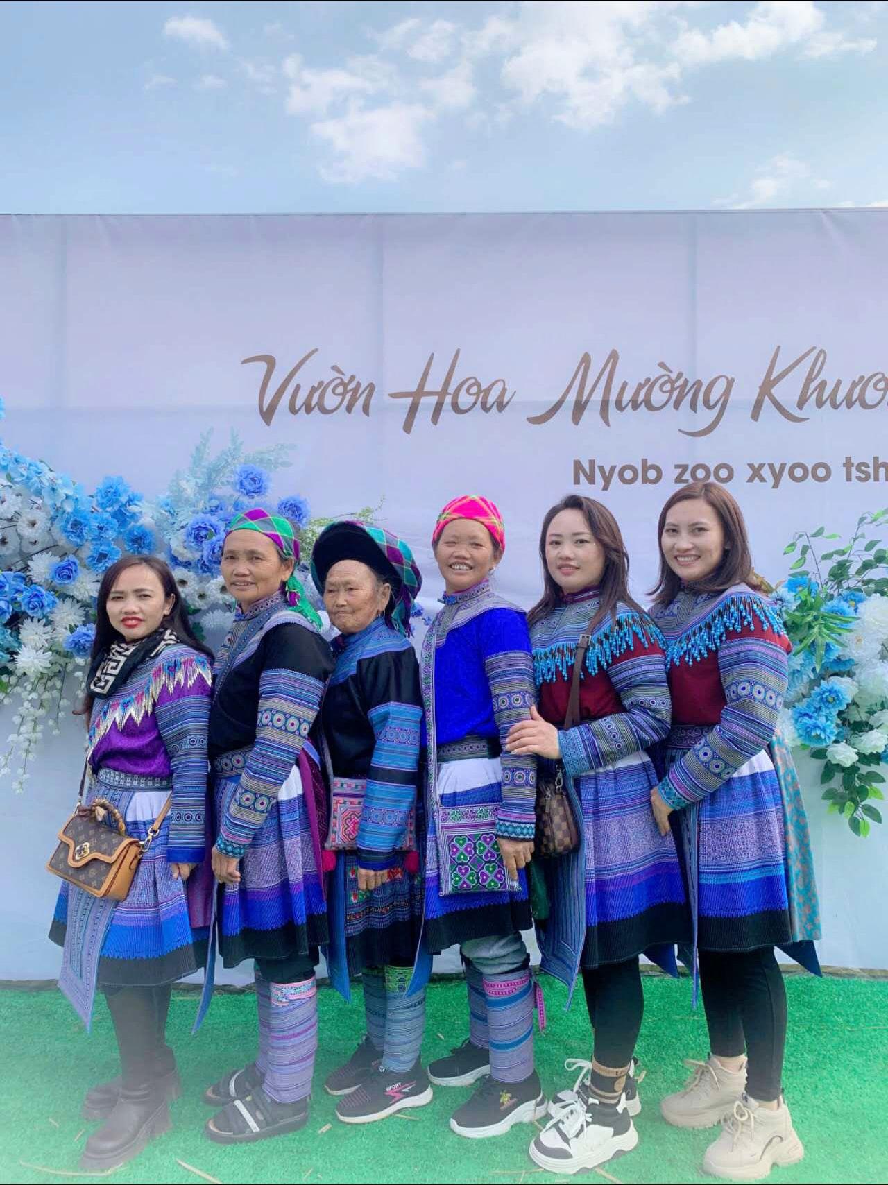 年就这样过完了，都各自回归原来生活轨迹，继续忙碌，生活本不容易，不必渴...