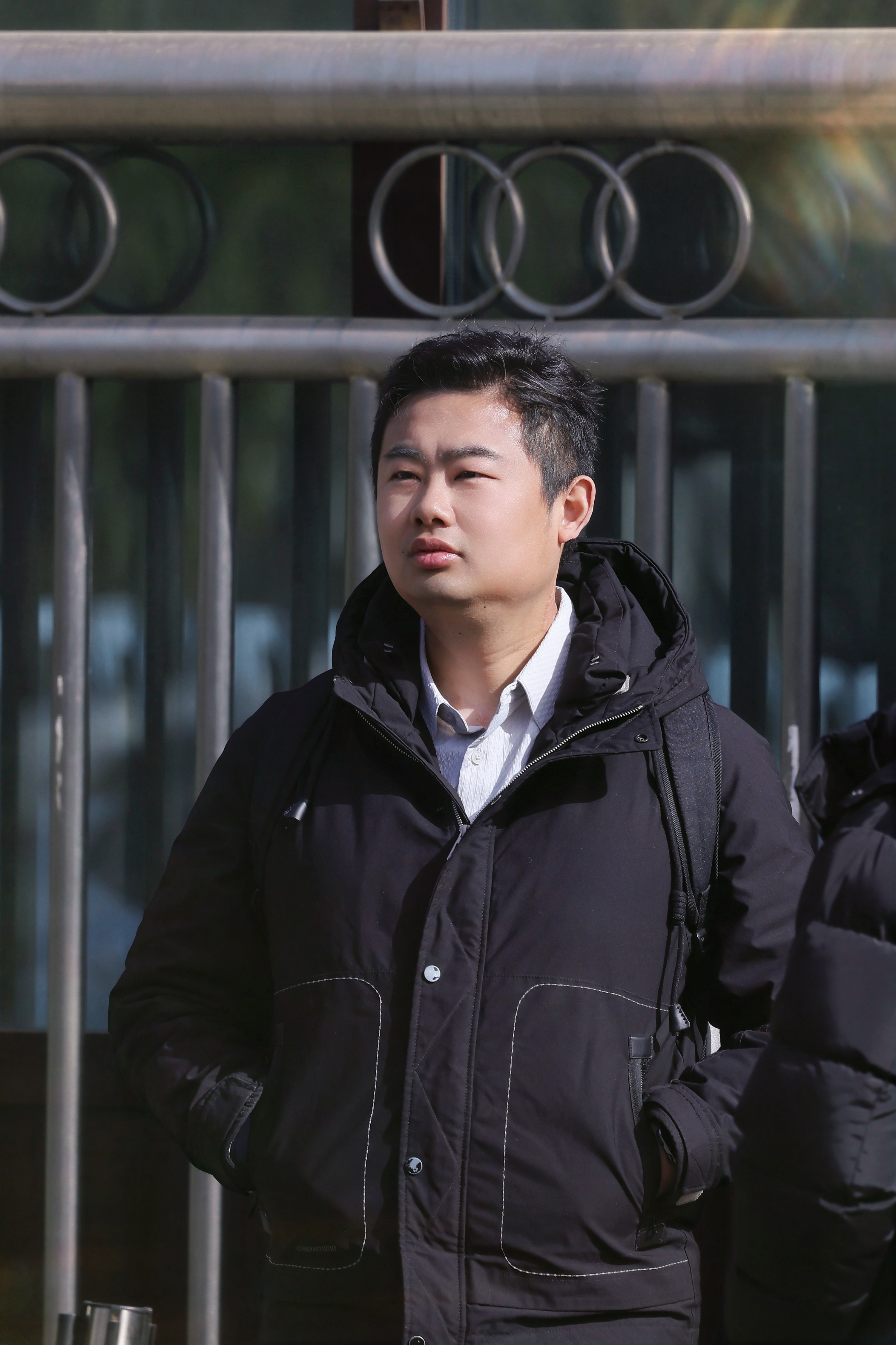 多位UP主现身春晚彩排 刚刷到好多UP主现身春晚彩排现场，次元壁彻底裂开了！ 一