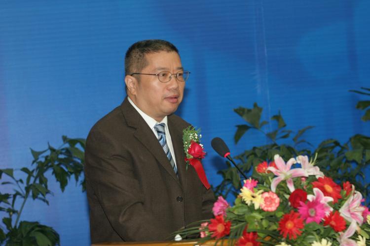 某运营商空缺的总经理终于明确人选  简勤正式升任中国联通集团总经理。根据中国联通
