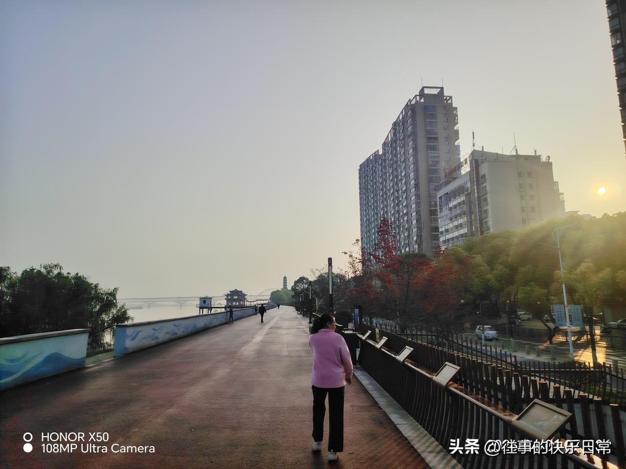 今年春天最想实现的心愿今年春天最想实现的心愿每天坚持长江岸边晨练打卡