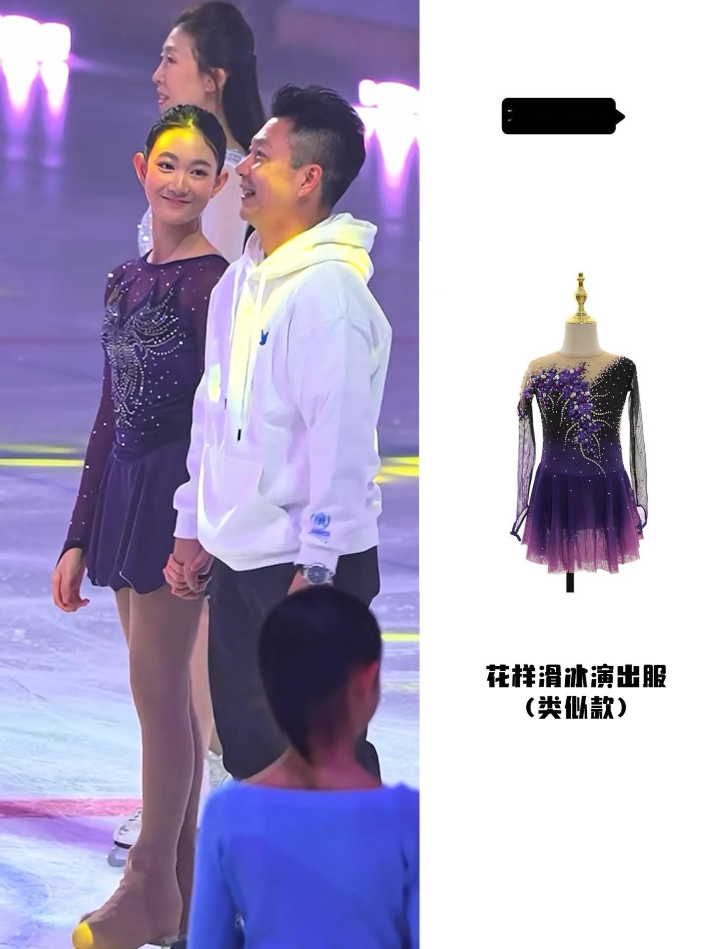 李小鹏女儿奥莉花样滑冰，四肢修长好美。李小鹏女儿奥莉，全名李馨琪，和爸爸一起在上