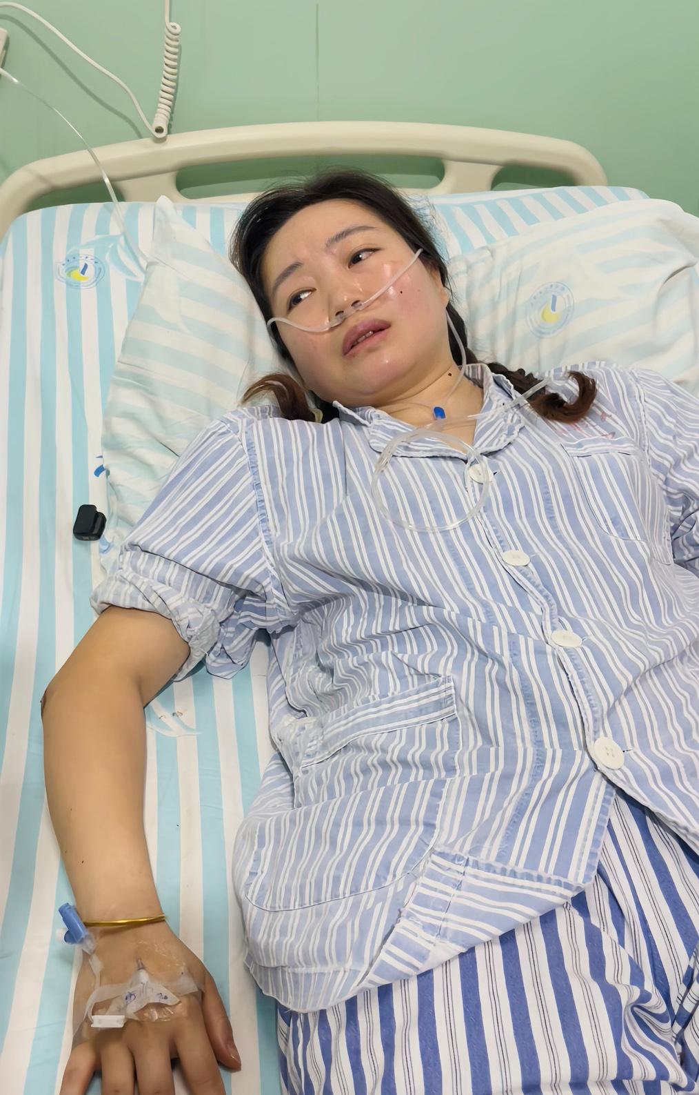 这个女的就是彭水县汉葭街道沙沱社区的网格员彭迪，她真的很冷静、果断、勇敢，面对突
