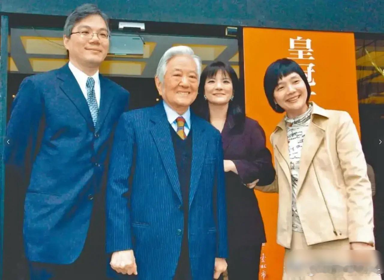 琼瑶去世后三个继子继女没有任何表示，也是挺无情的，再怎么说，琼瑶的名气才气养活了