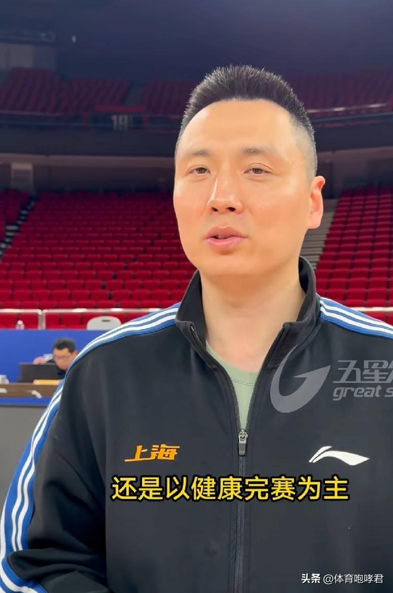 卢伟得意忘形！
在对阵广东男篮之前，卢伟在接受采访时表示对阵广东男篮没有什么要求