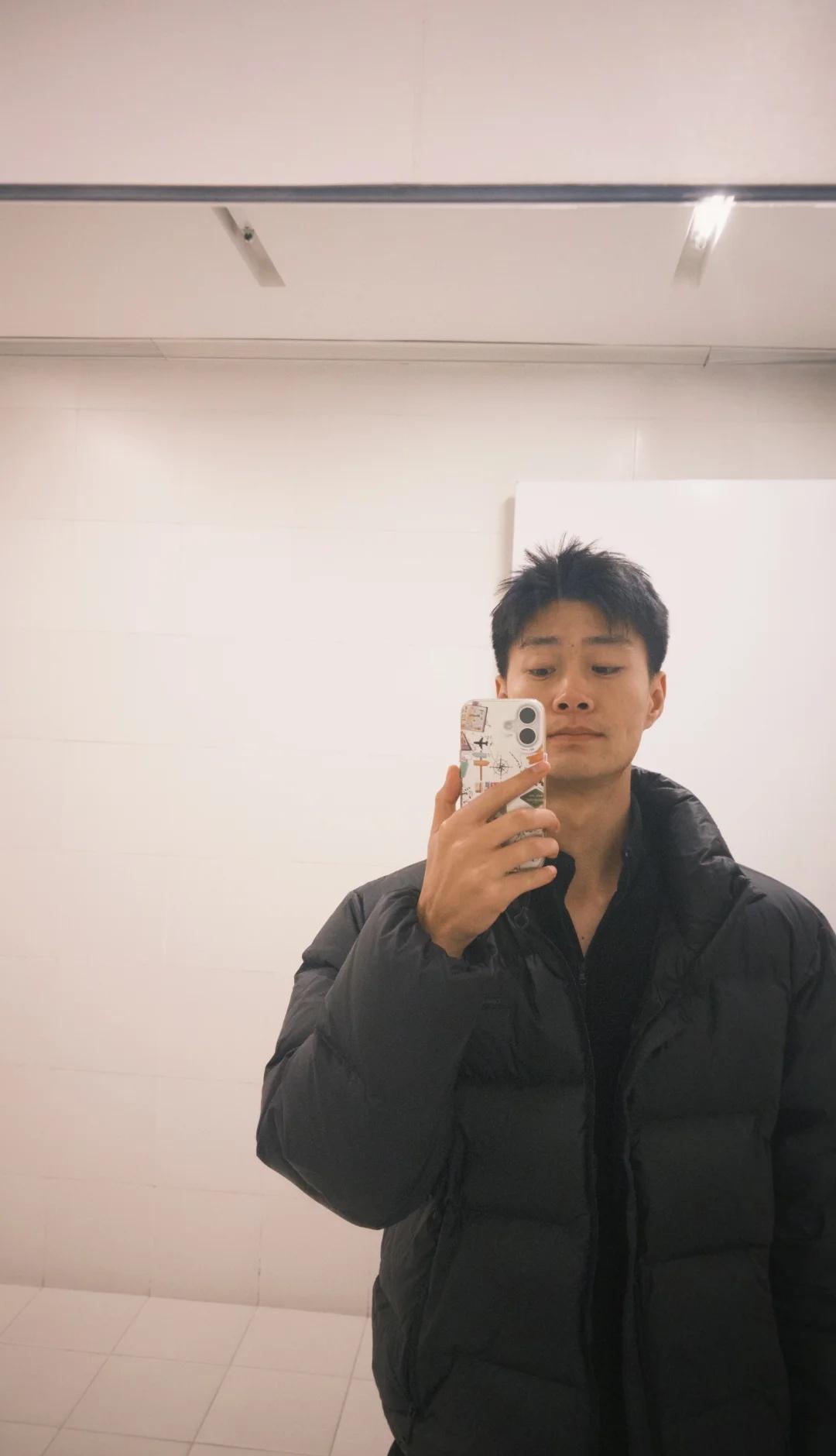 北京成了柳絮的天下了
北京 185 185帅哥 杨絮柳絮满天飞的季节 帅哥 18