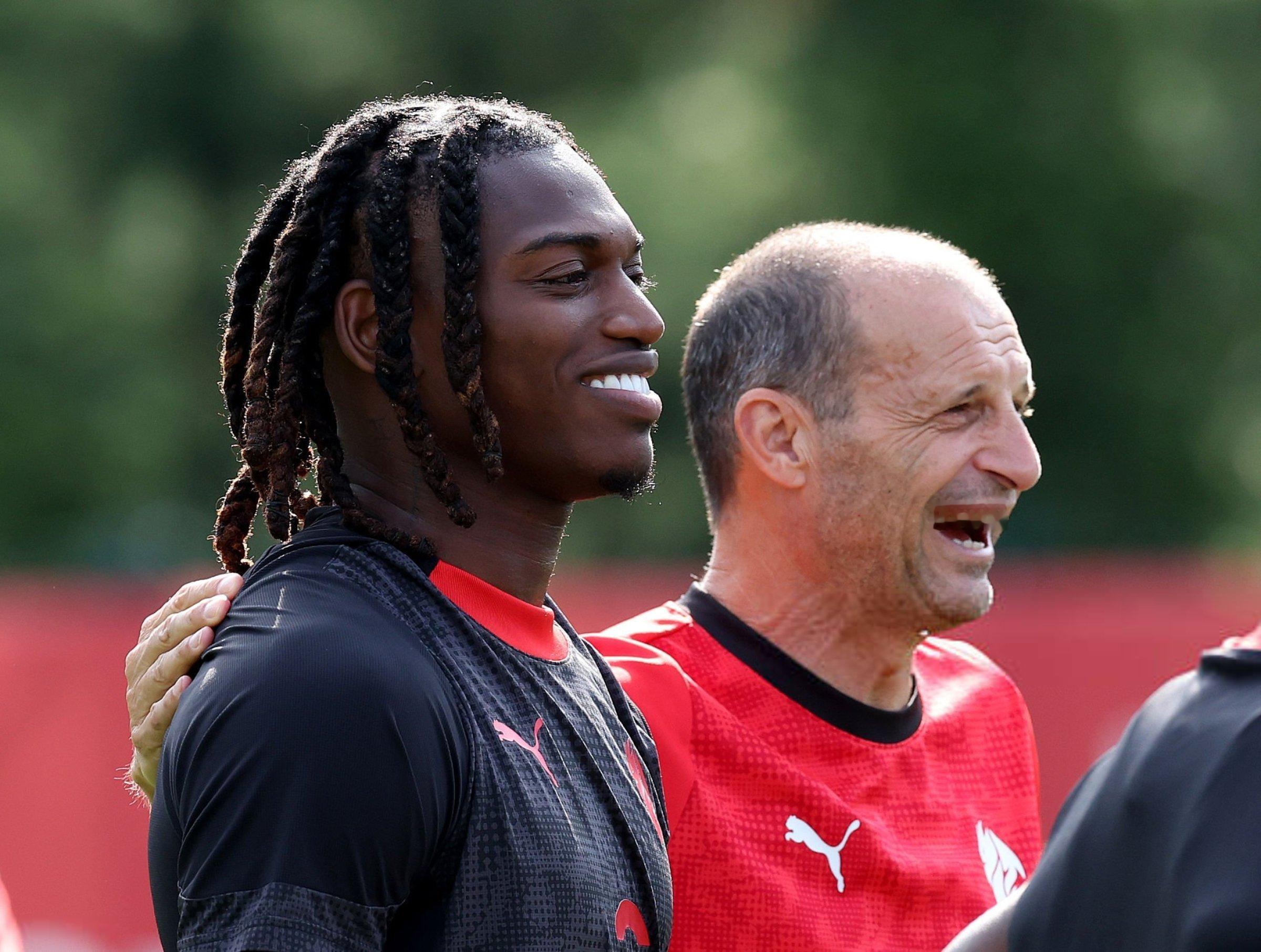 【拉斐尔·莱奥🇵🇹采访节选】 🎙️“去年很艰难，今年虽然引进了很多新球员，