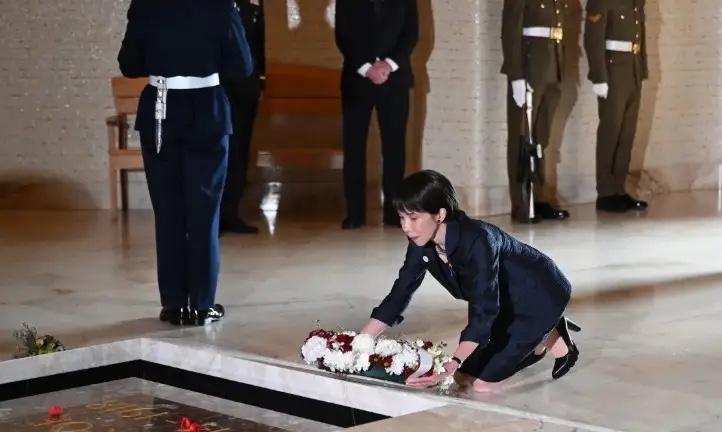 日本越来越危险，但它除了偷袭根本不是对手

8月15日战败投降纪念日，日本首相高