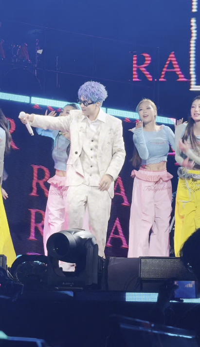 也没人告诉我苏醒这么会扭啊 一直关注苏醒，但真没想到他在Nothing More