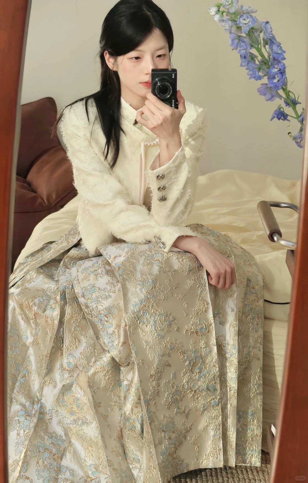 有点像小说里的二小姐
