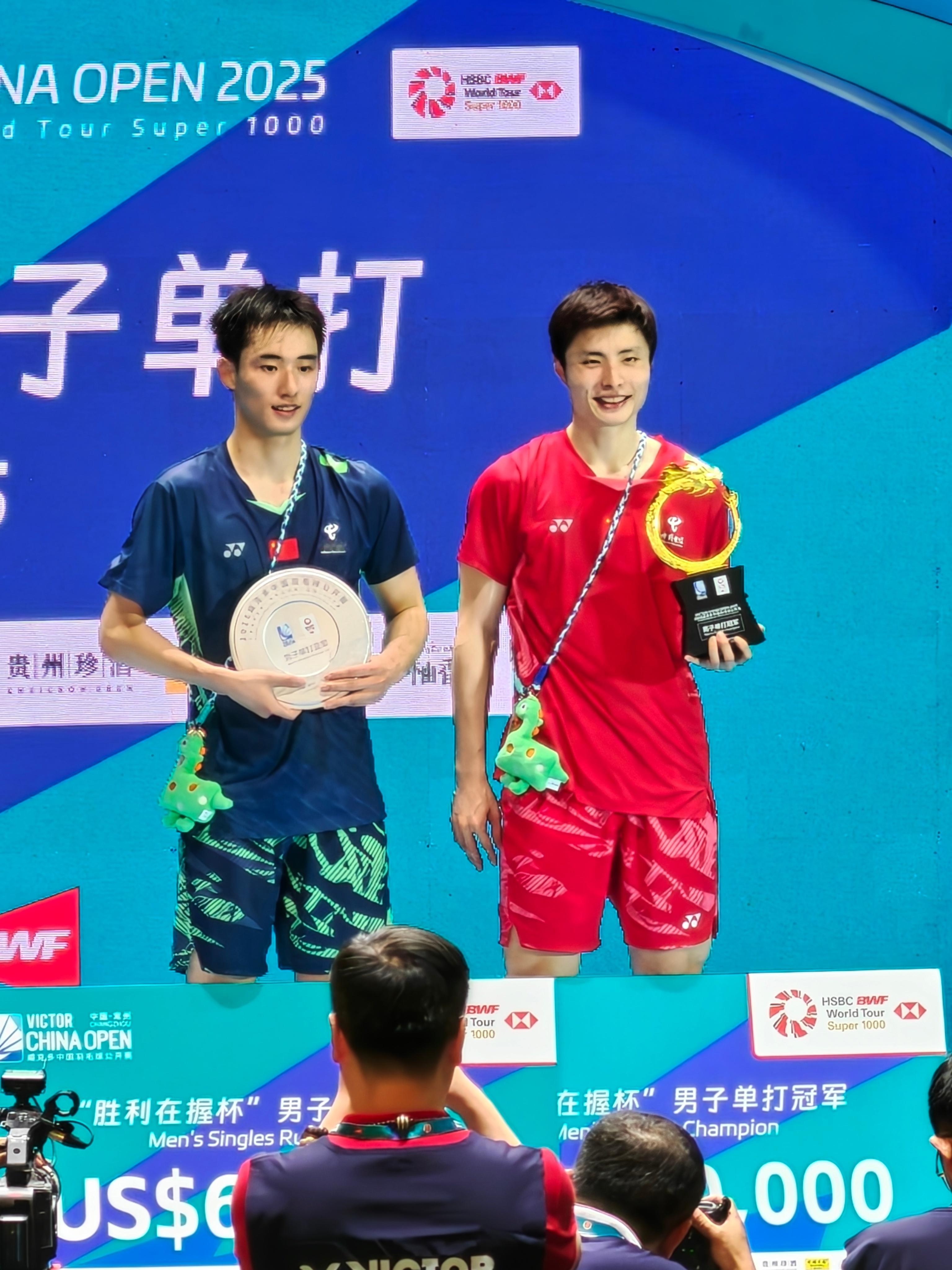 🏆男单冠军：石宇奇🇨🇳🥈男单亚军：王正行🇨🇳恭喜两位🎉🎉🎉石宇