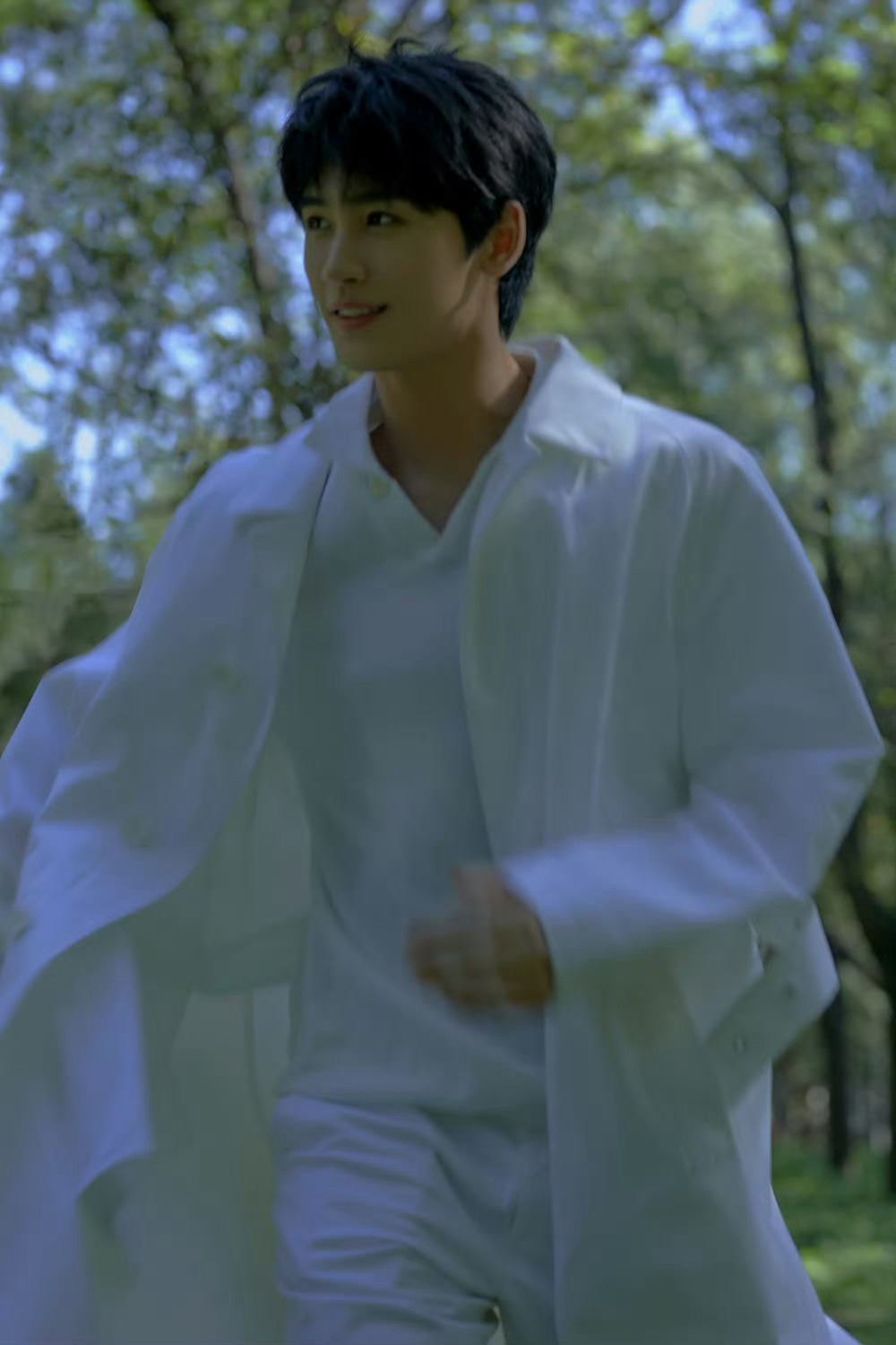 像树一样🌳坚毅又盎然·黄俊捷 ·黄俊捷我乐个神落村 ·黄俊捷陈孝春 