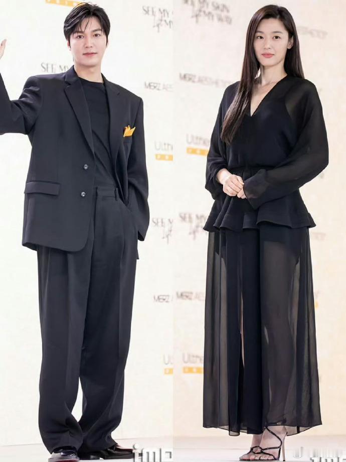 全智贤与李敏镐allback造型亮相同场，俊男靓女同框超养眼，二人状态满分，魅力