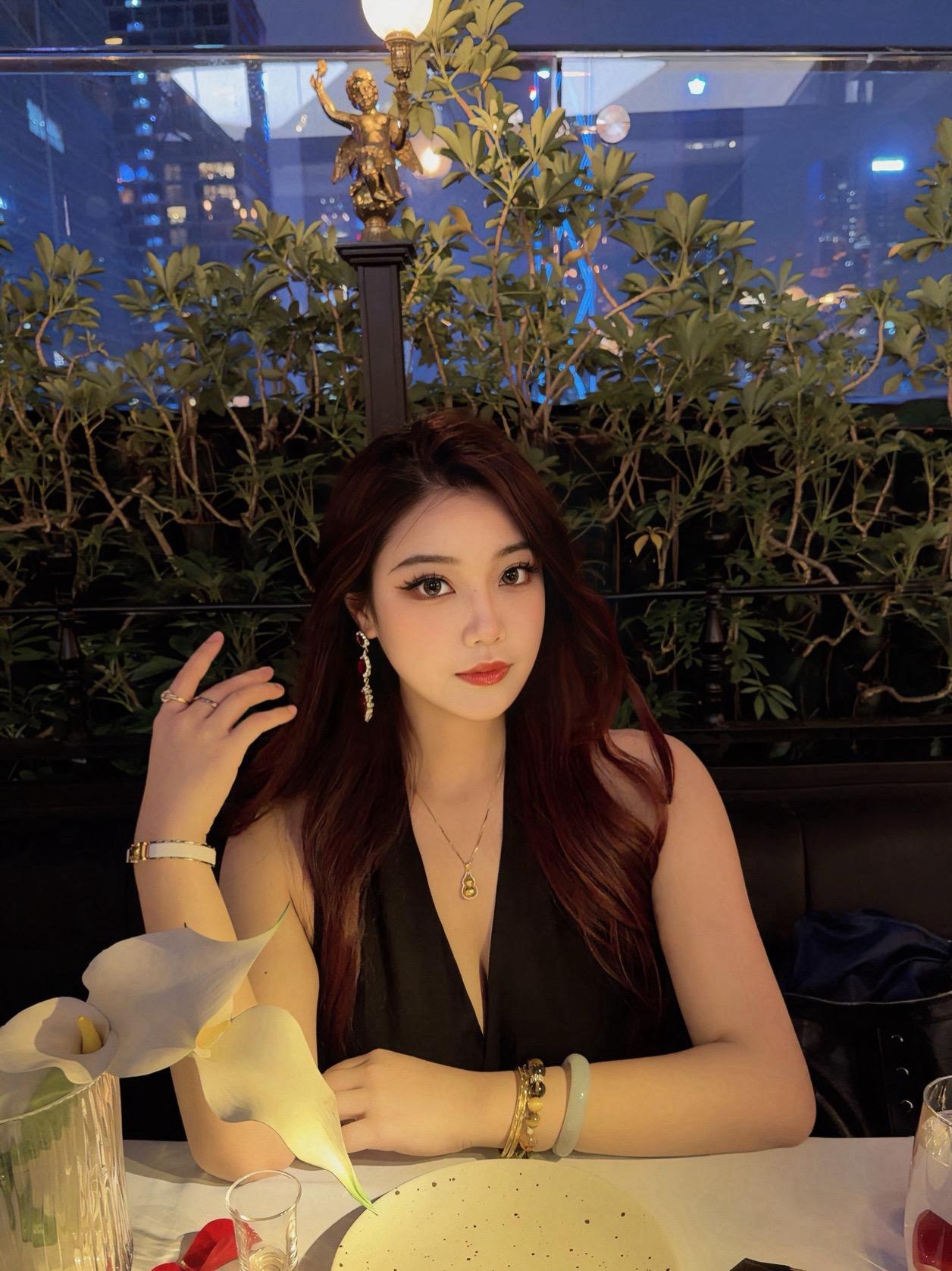 你對我來說是宇宙 但我對你來說是一顆星嗎