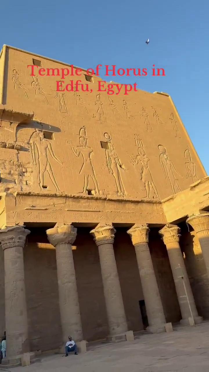 Temple of Horus in Edfu，Egypt。