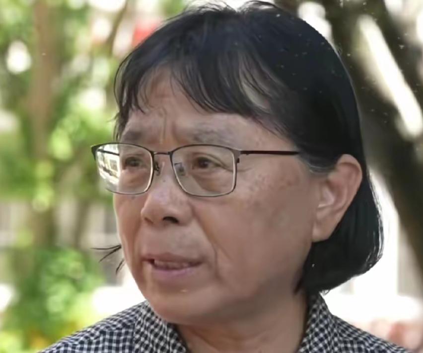 张桂梅终于能喘口气了！华坪女高的新教学楼落成交付，她把日常管理的担子，交到了当年