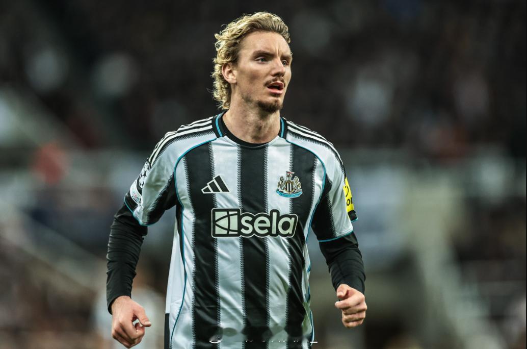 1米98脚下生花！英超第13轮，纽卡客场4-1大胜埃弗顿，23岁的德国大中锋沃尔