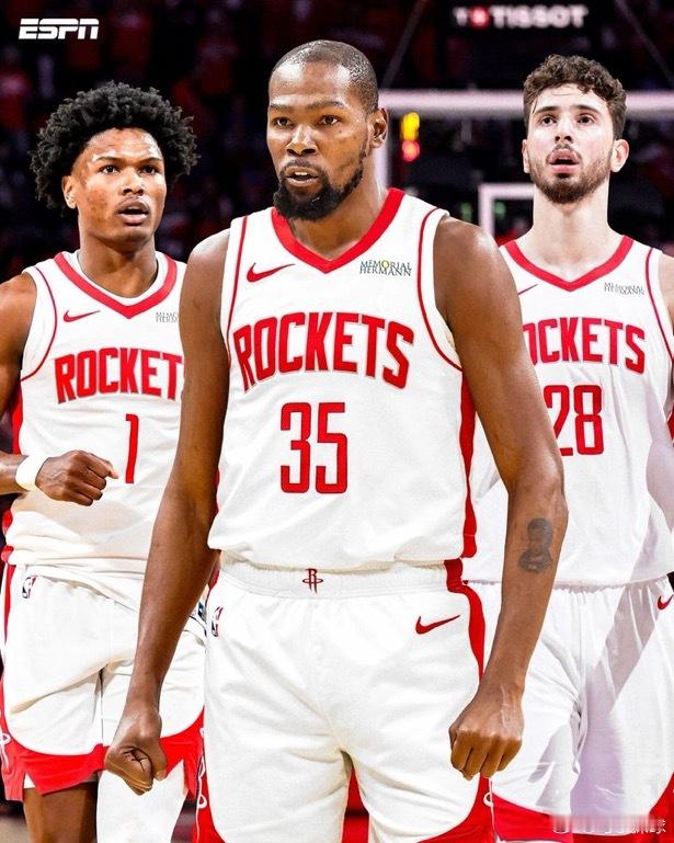 下赛季- 带回 范弗利特- 带回 亚当斯或以合适的价格交易他- 在休赛期交易DF