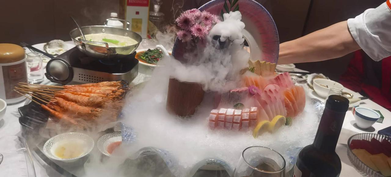 昨夜的酒，让我说了很多自己都不知道的话和事。直到清晨，妻子口诉，才知道我说话又得