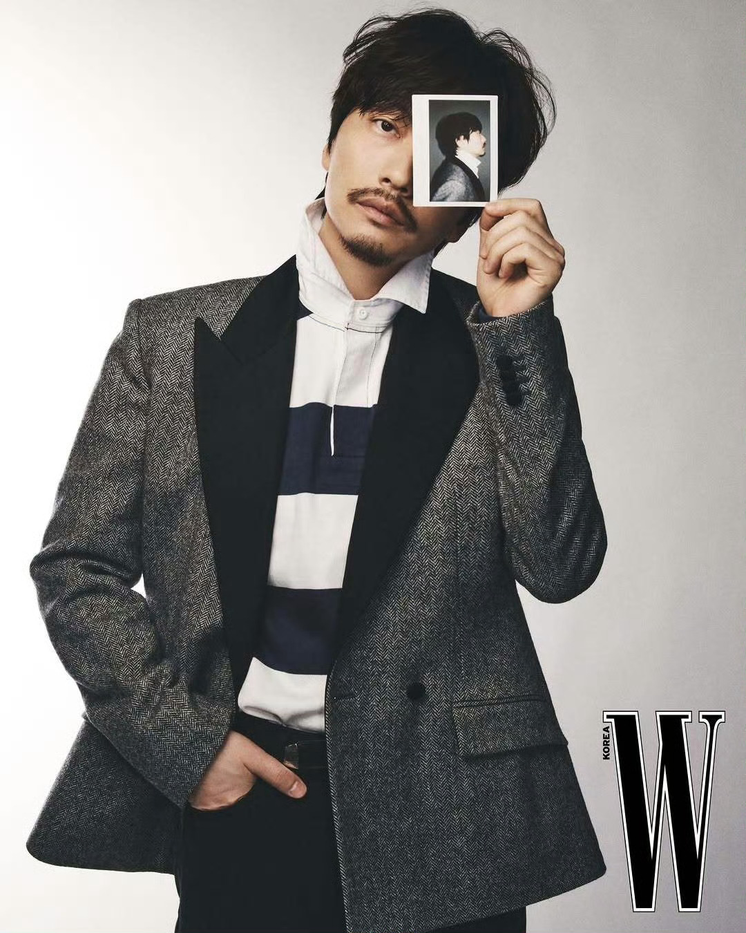 李东辉｜W KOREA April 2026.4月刊 摄影: PAKBAE 