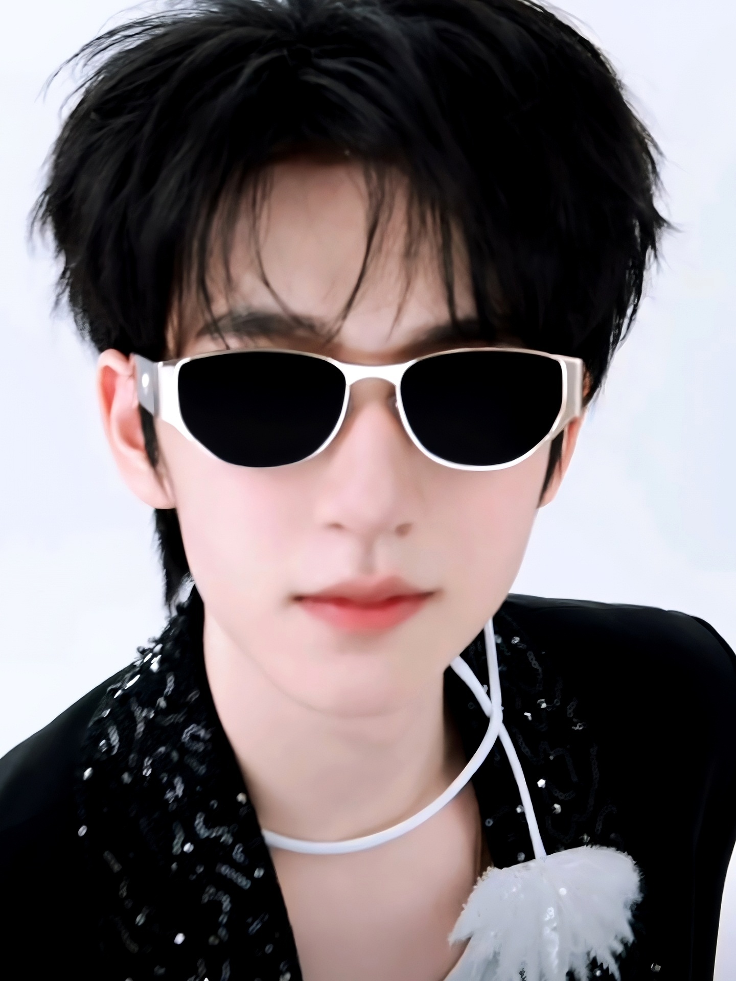 贺峻霖超话星愿池马年添个新装扮残影-时代少年团-贺峻霖[音乐]每个梦都波澜壮阔，