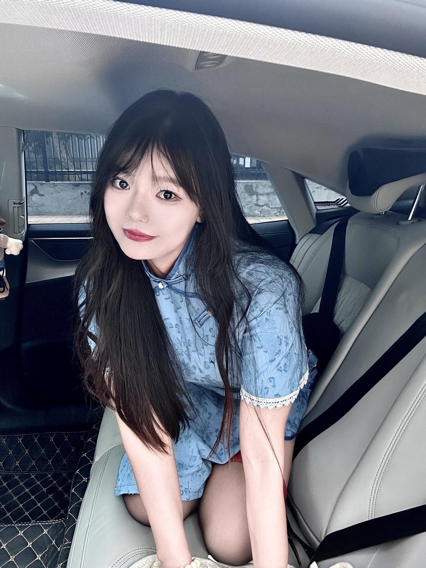 “有我这样的女朋友你几点回家”