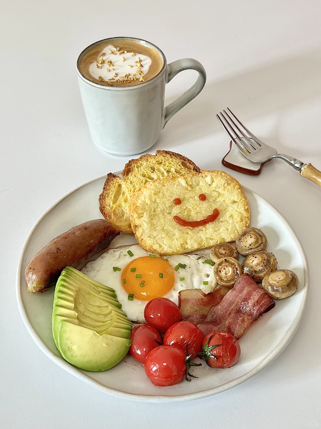 元气早餐|欧包&薯饼🥔煎蛋🍳培根🥓热拿铁☕