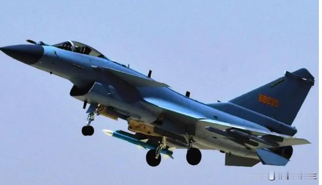 美国大兵压境  委内瑞拉将购歼10-CE

委内瑞拉与美国关系高度紧张之际，正考